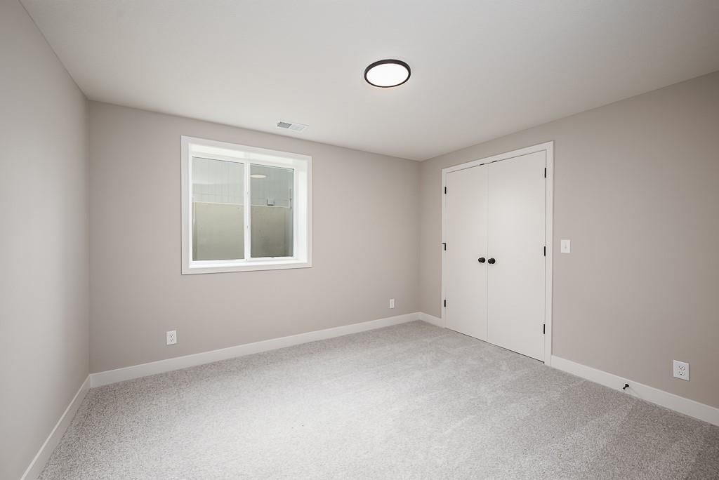 11218 Kimball Avenue — photo 23