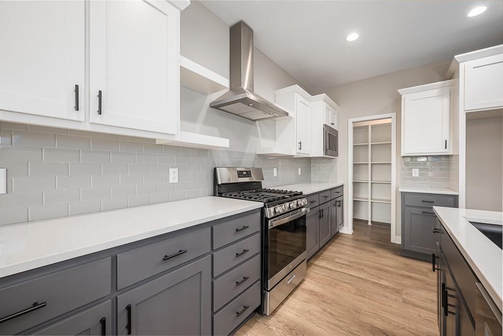 11218 Kimball Avenue — photo 9
