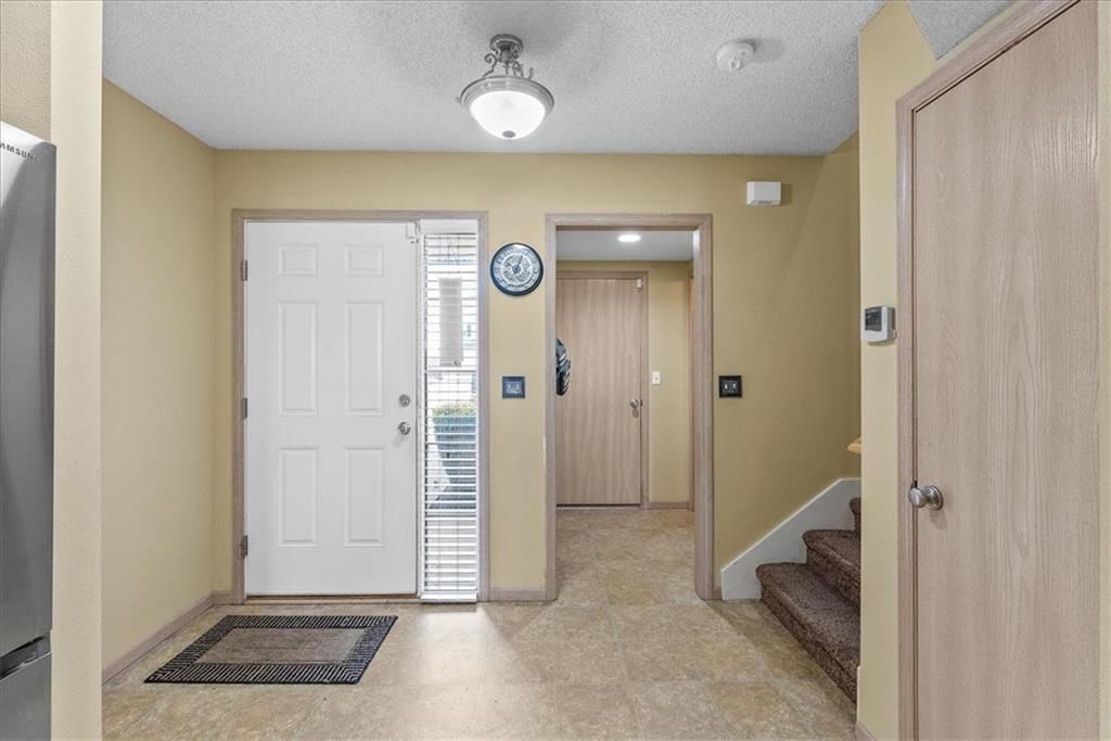 2030 Hickoryleaf Lane — photo 4