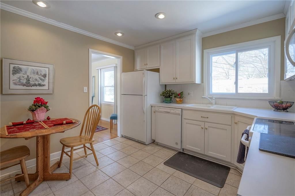 6308 Milhaven Drive — photo 18