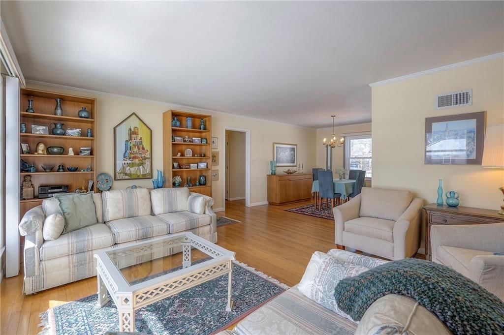 6308 Milhaven Drive — photo 8