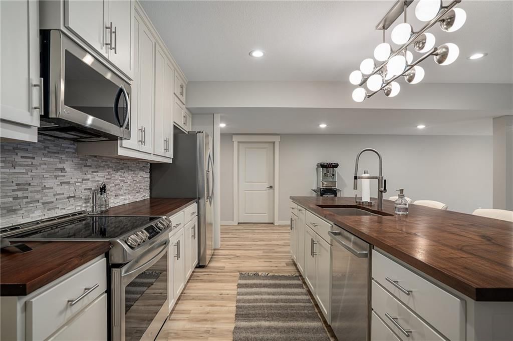 3719 W 180th Terrace — photo 46