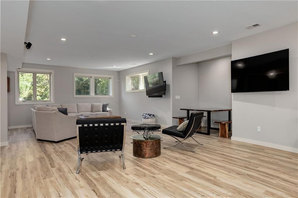 3719 W 180th Terrace — photo 47