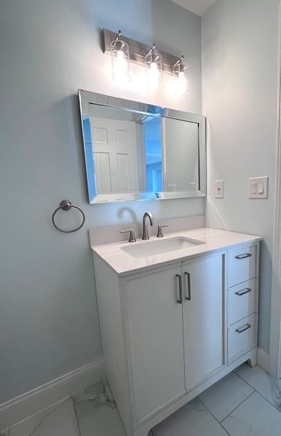 504 E Brier Drive — photo 16