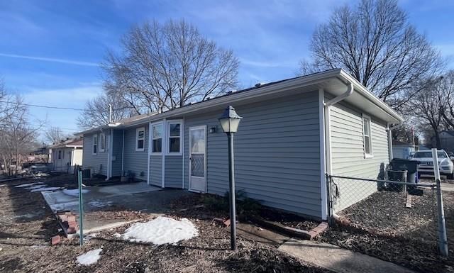 504 E Brier Drive — photo 32