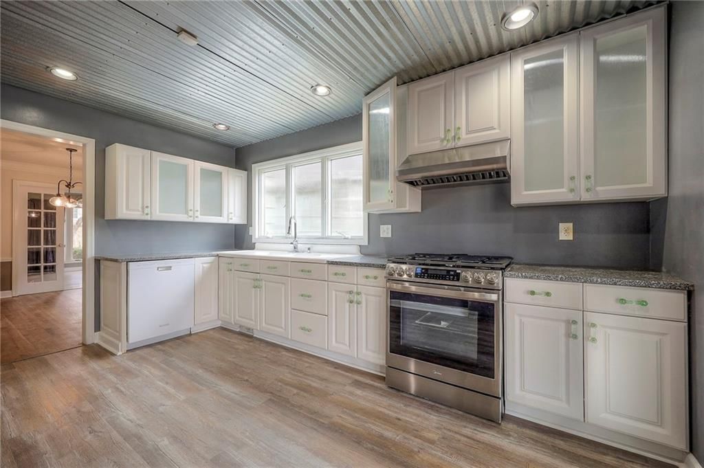 6848 Oak Terrace — photo 16