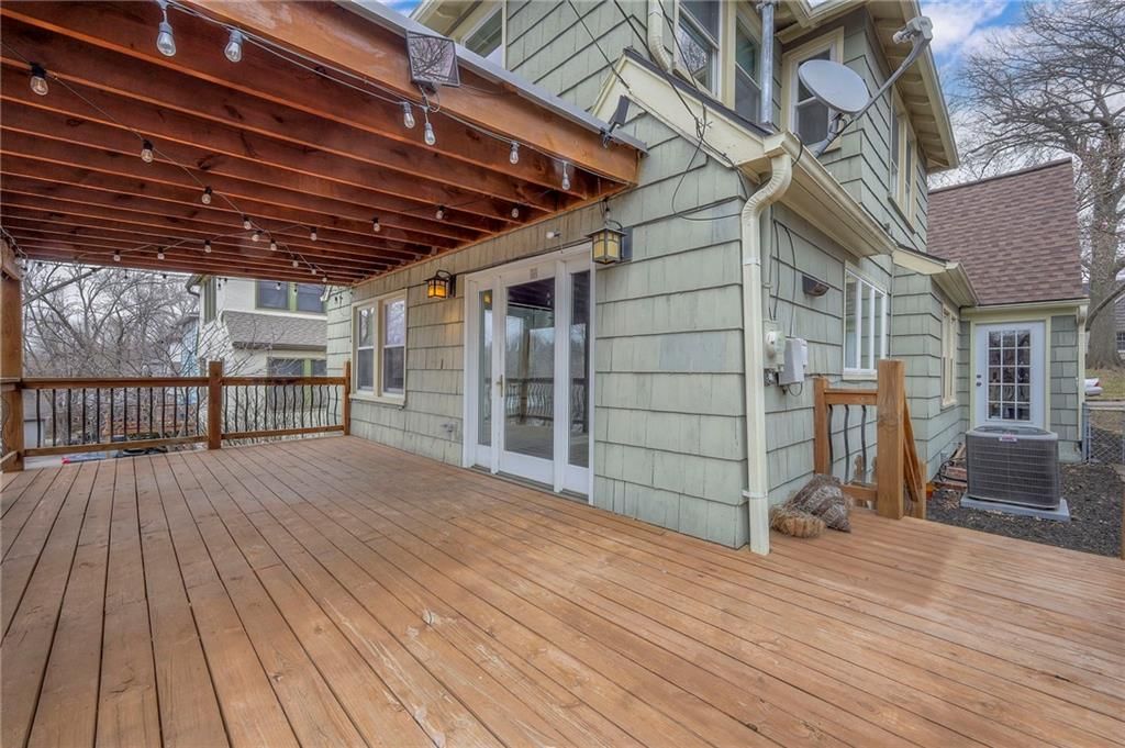 6848 Oak Terrace — photo 20