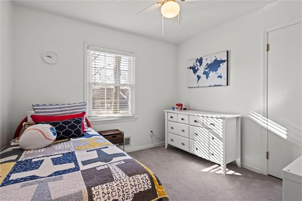 2312 W 105 Street — photo 16