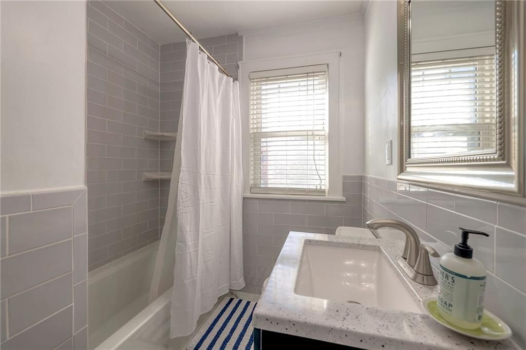 302 W 66 Terrace — photo 21