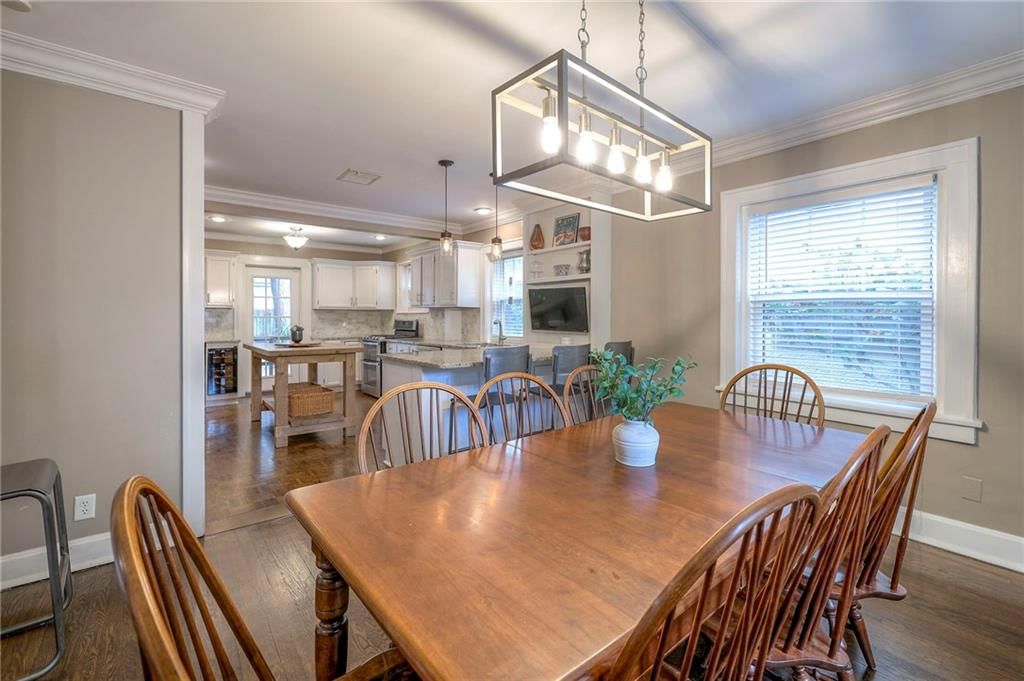 302 W 66 Terrace — photo 7