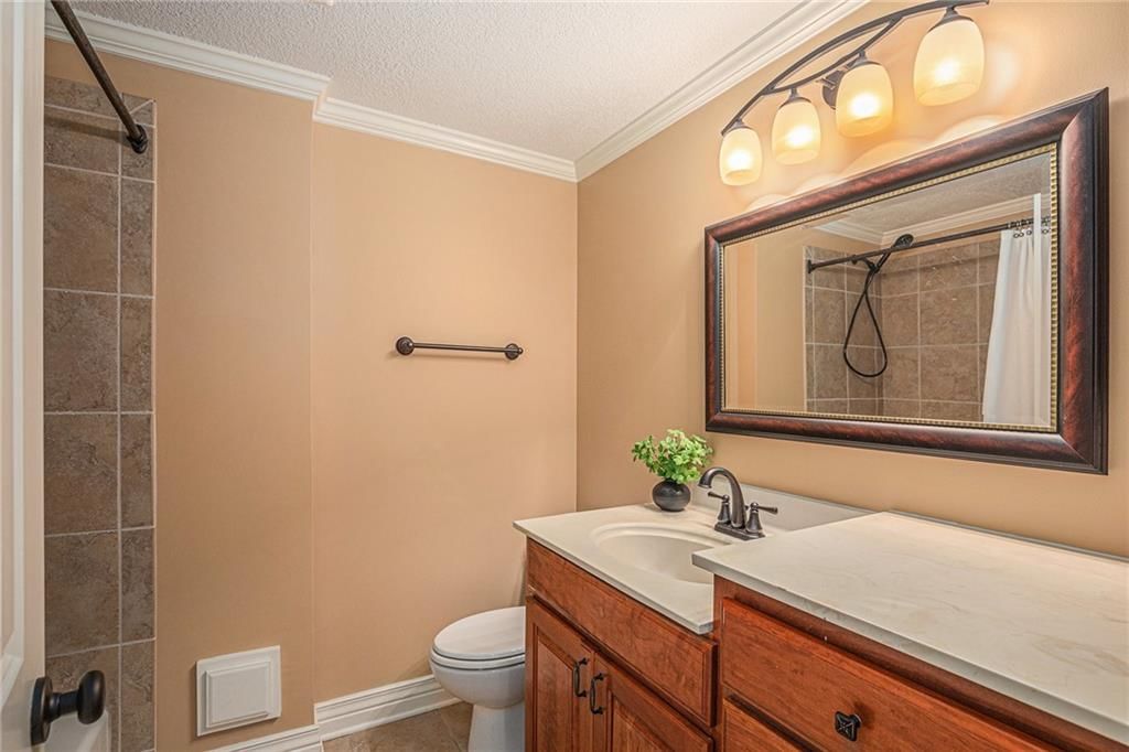 2821 NE Marywood Lane — photo 31