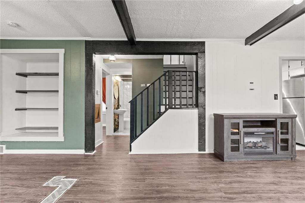 2036 James Downey Road — photo 3