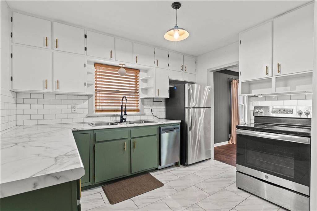 2036 James Downey Road — photo 8