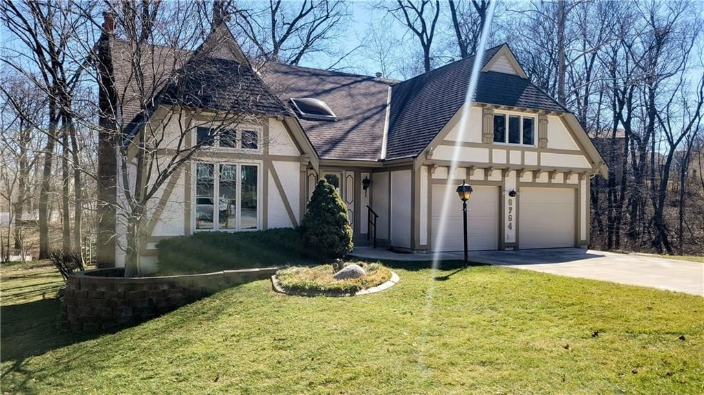 6764 N Park Avenue — photo 4