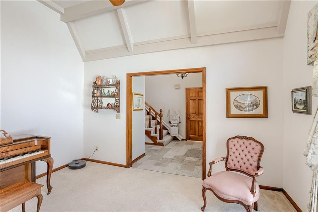 6764 N Park Avenue — photo 9