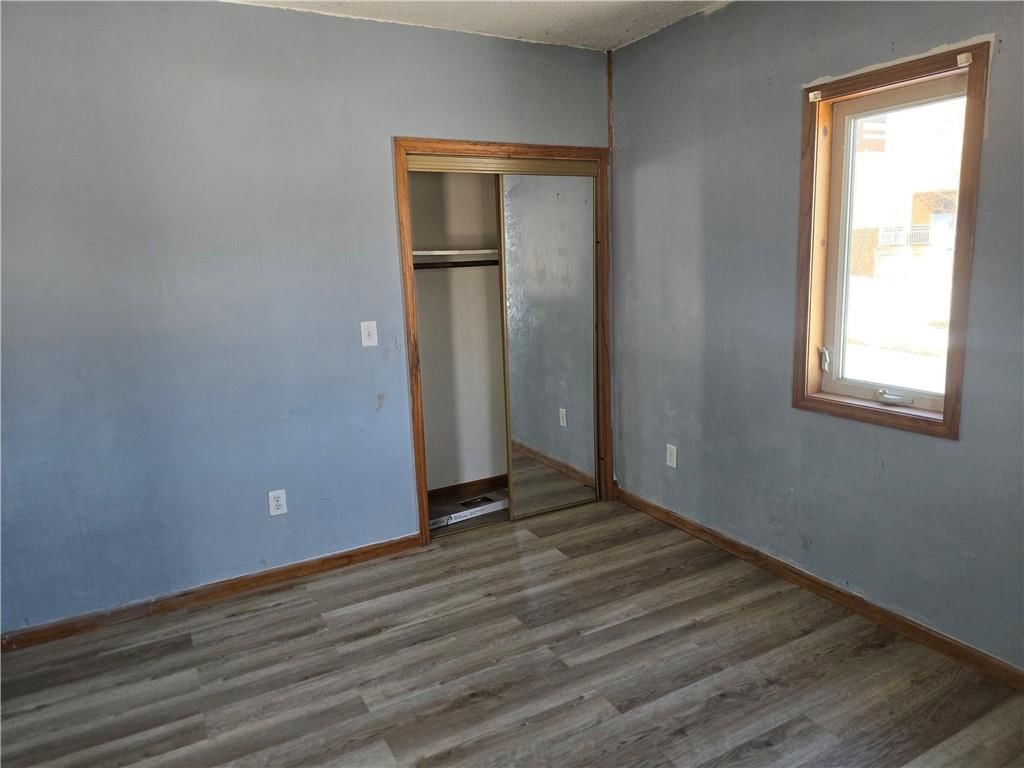 1045 E 2nd Avenue — photo 13