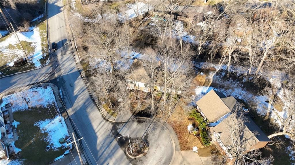 5837 N Indiana Avenue — photo 38