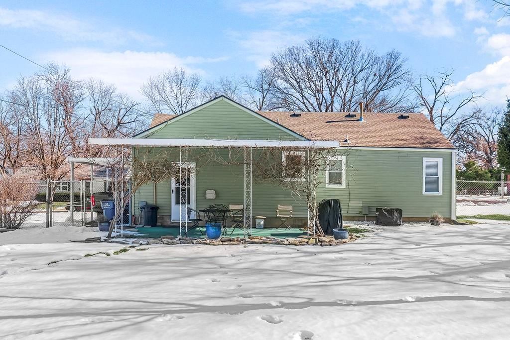 8144 Hemlock Street — photo 21