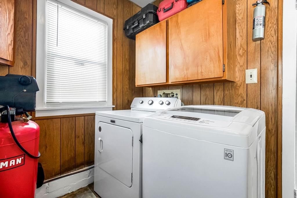 8144 Hemlock Street — photo 10