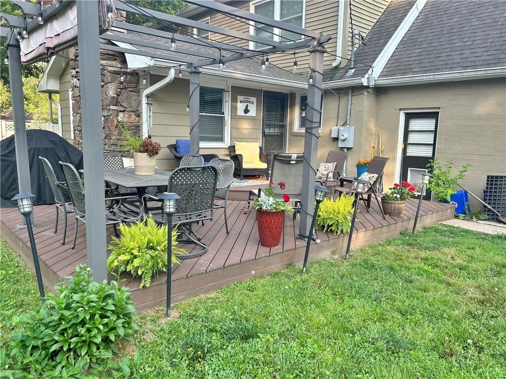 807 Twin Lakes Drive — photo 19