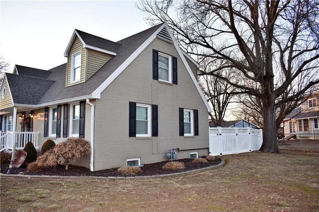 807 Twin Lakes Drive — photo 23