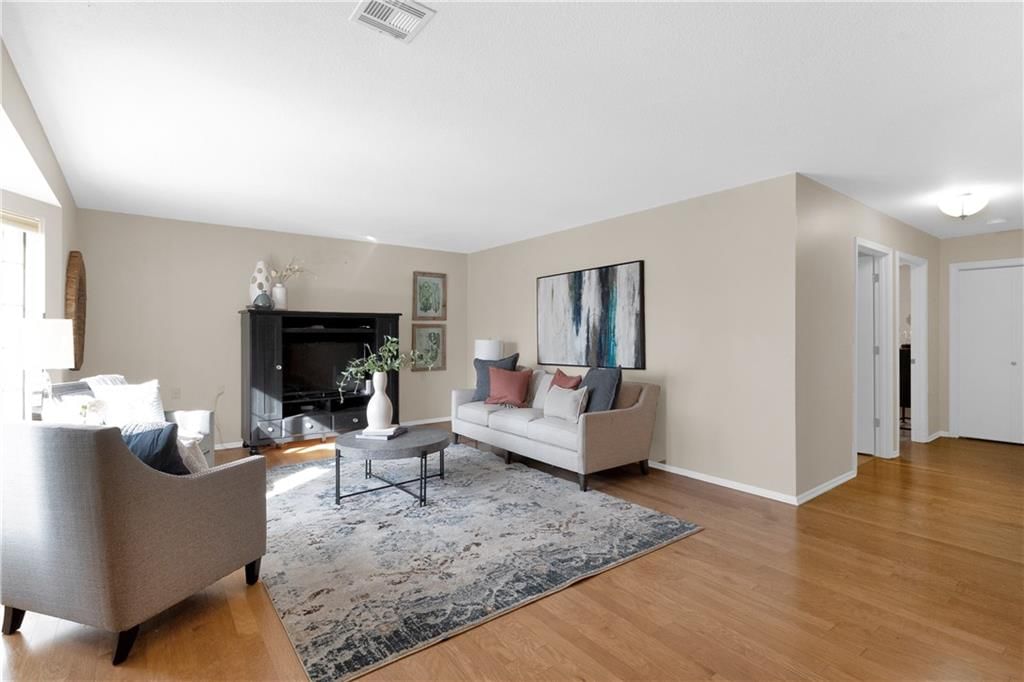 1304 W Campbell Boulevard — photo 4