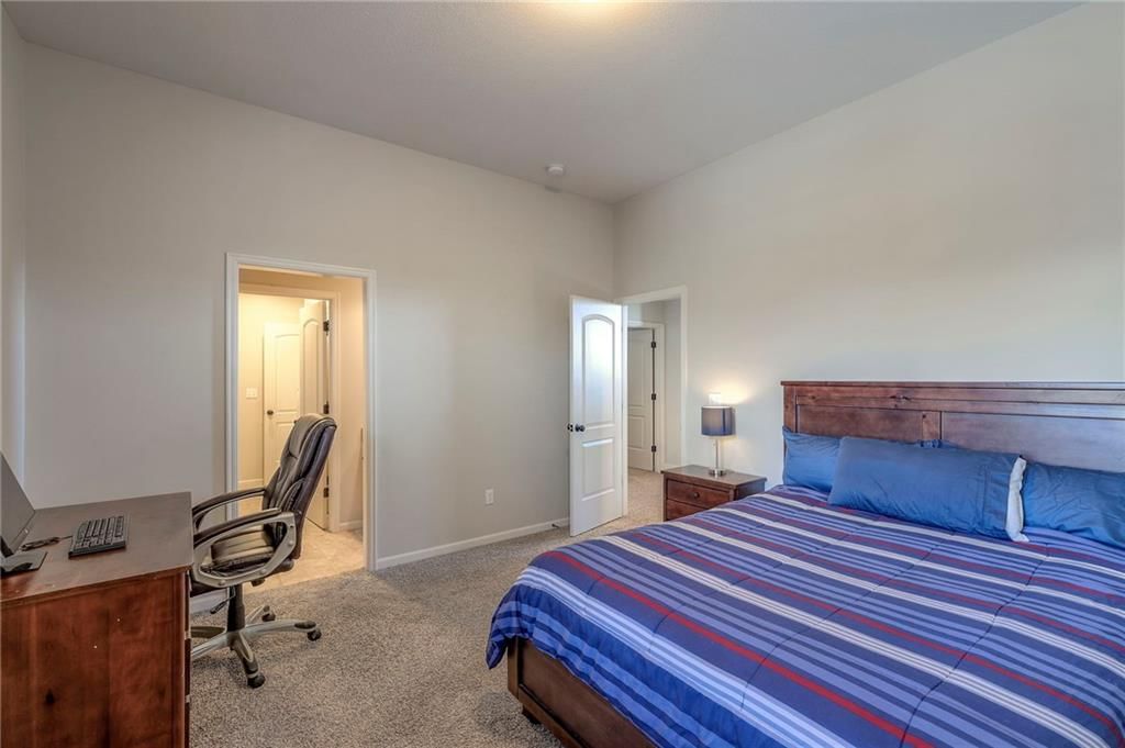 193 SW MacKenzie Drive — photo 46