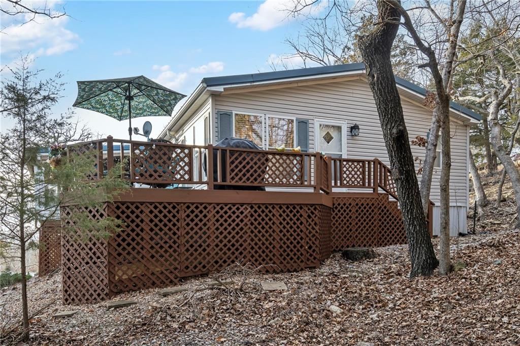 102 Roxborough Avenue — photo 23