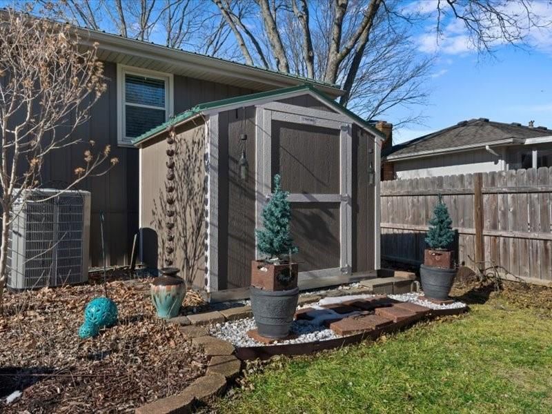 1401 Ada Street — photo 34