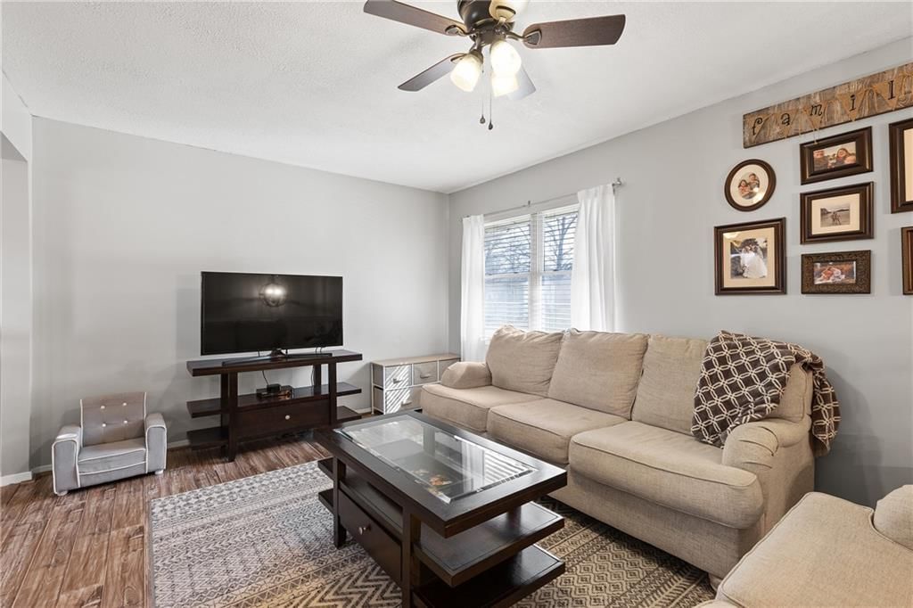 1106 NE Columbus Street — photo 2