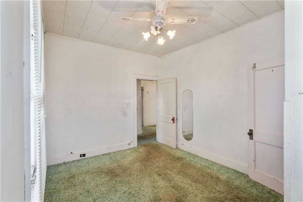 606 W 5th Street — photo 33