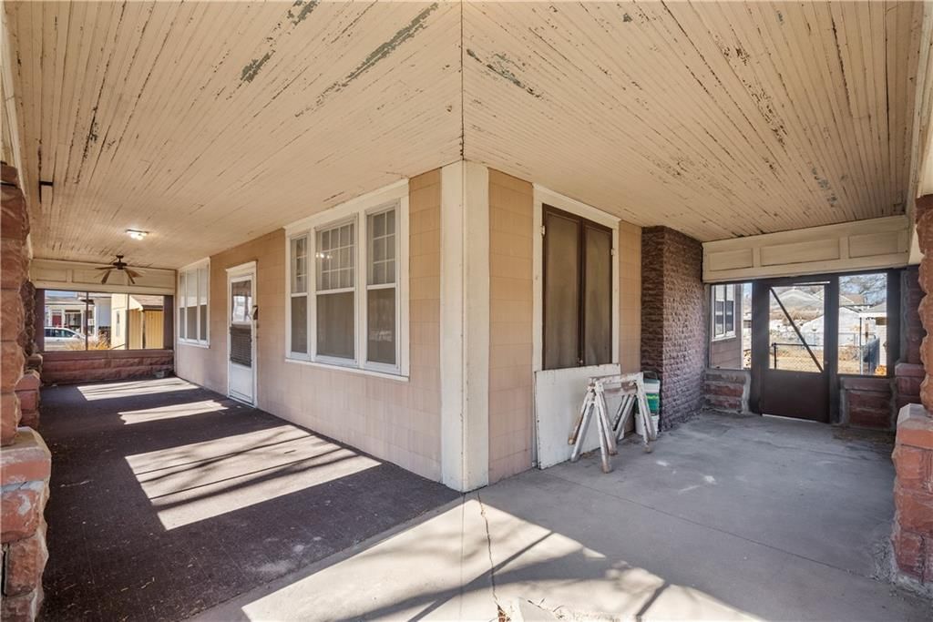 606 W 5th Street — photo 7