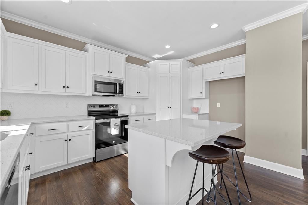 603 E 11th Street — photo 15