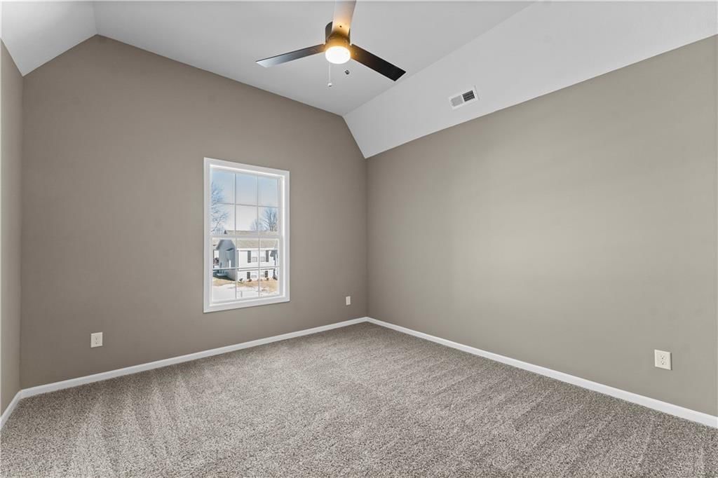 603 E 11th Street — photo 16