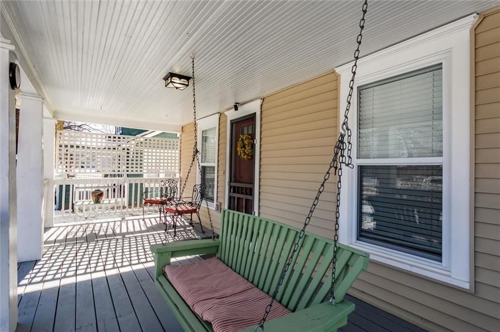918 S Willow Street — photo 4