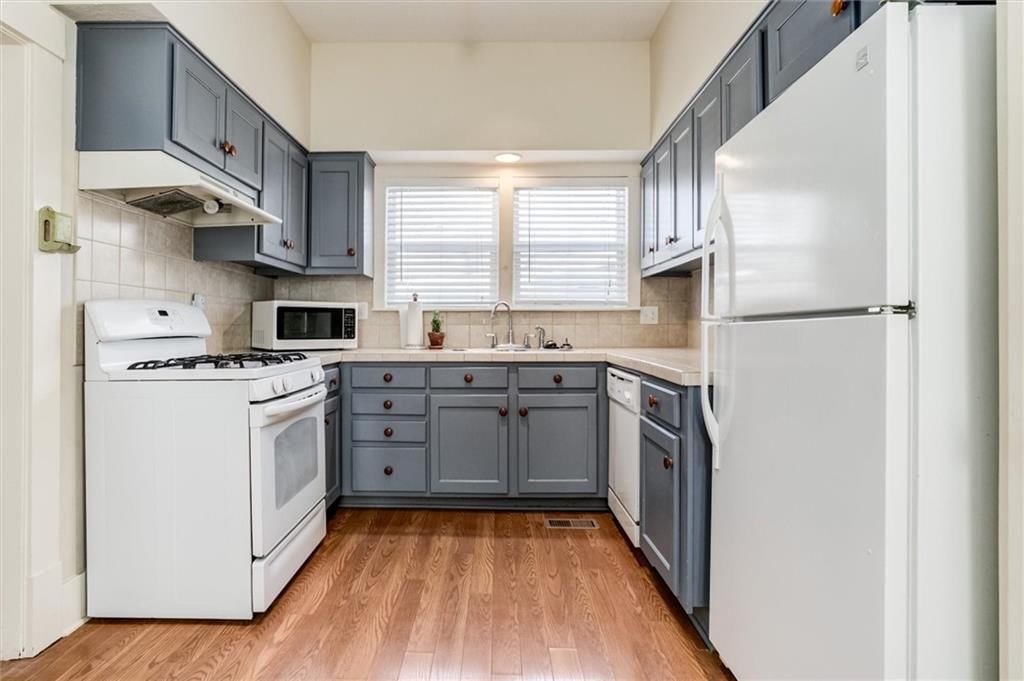 918 S Willow Street — photo 10