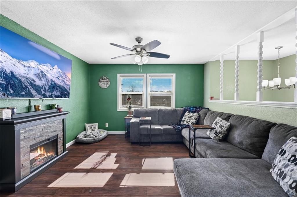 536 Oregon Street — photo 4
