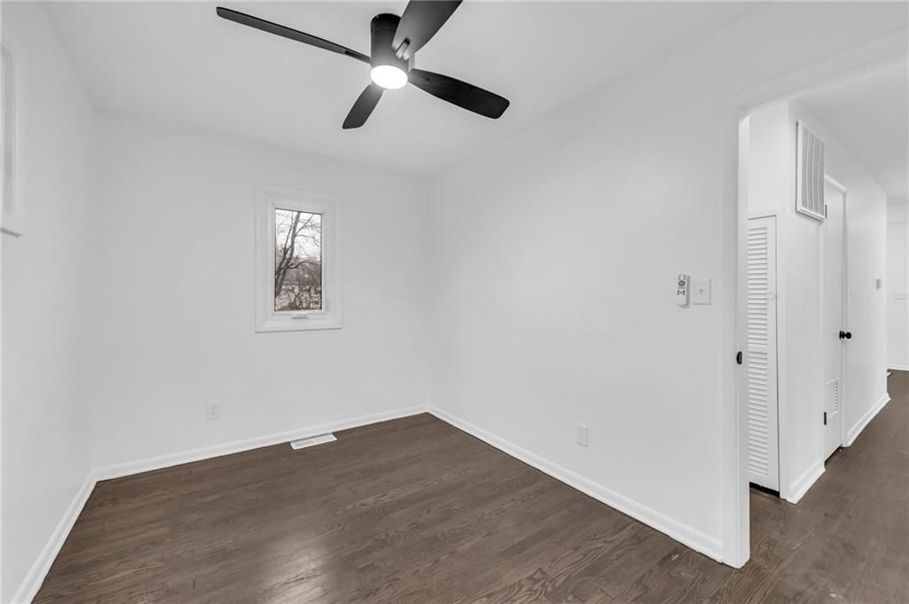 11012 E 50th Terrace — photo 17