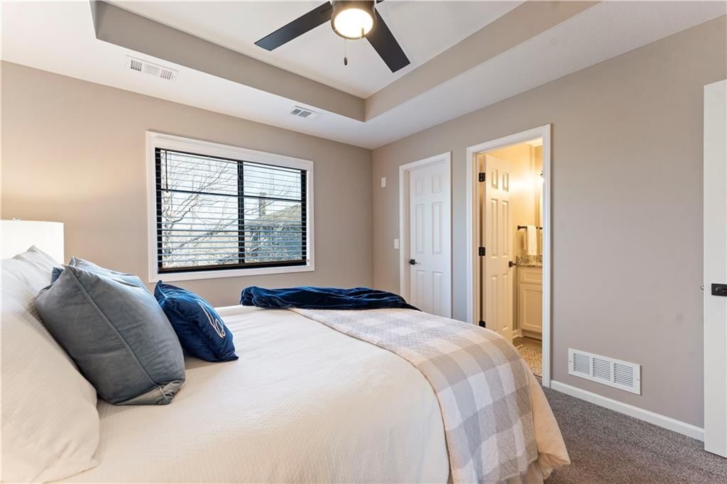 8512 W 142nd Street — photo 38