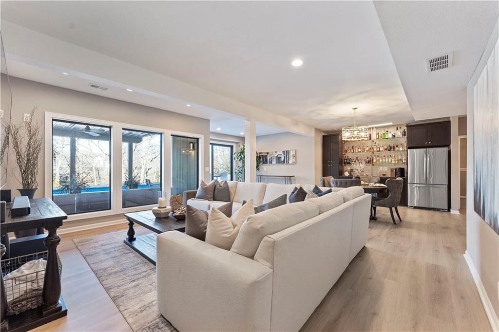 8512 W 142nd Street — photo 43