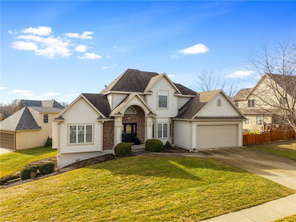 506 Westgate Drive — photo 3