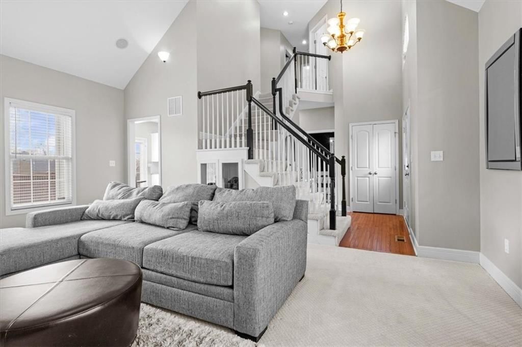 506 Westgate Drive — photo 6
