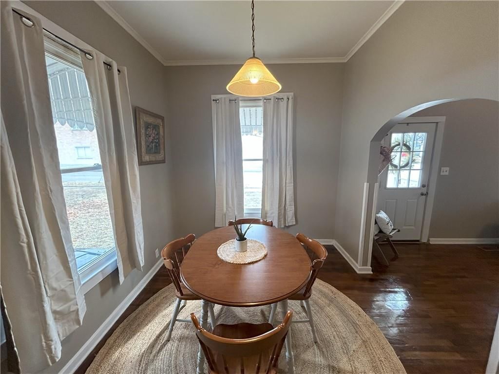 328 W Walnut Street — photo 7