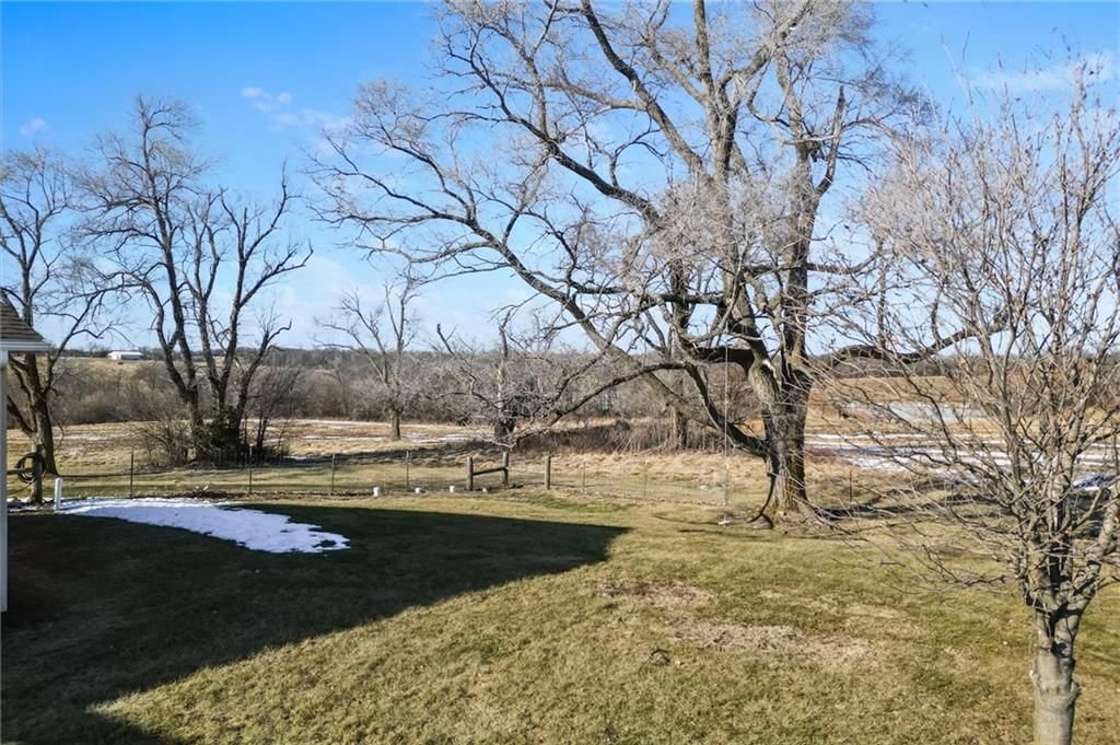22805 B Highway — photo 36