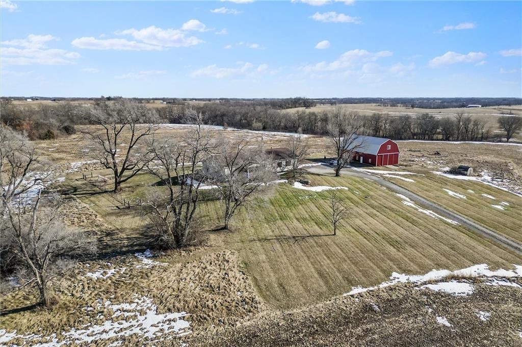 22805 B Highway — photo 44
