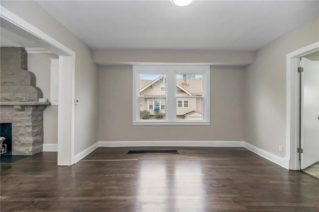 4032 S Benton Avenue — photo 5