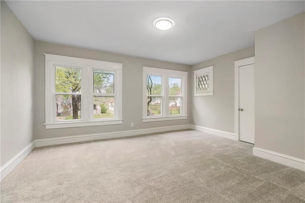 4032 S Benton Avenue — photo 9