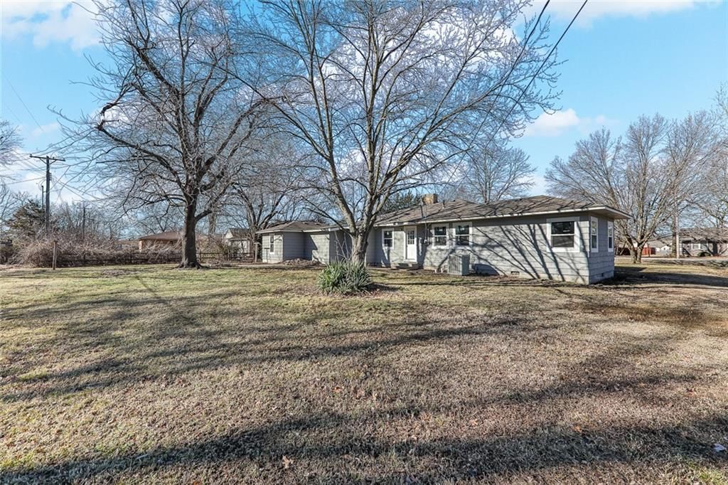 703 S Overlook Drive — photo 23