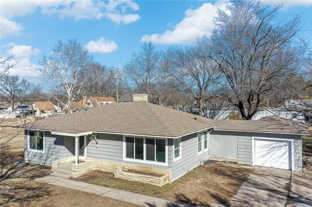 703 S Overlook Drive — photo 26