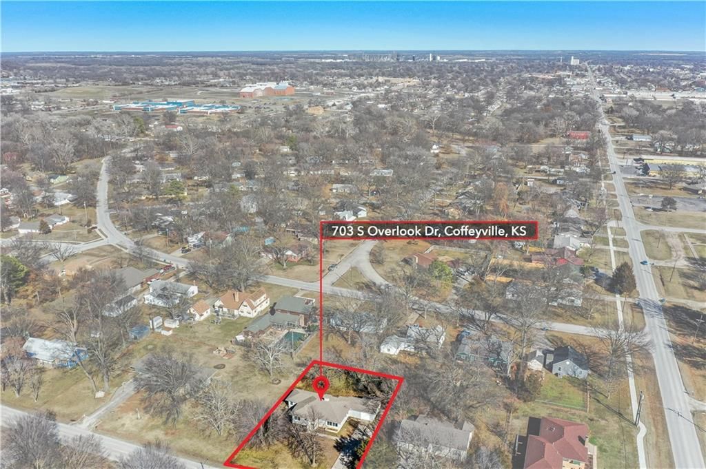 703 S Overlook Drive — photo 29